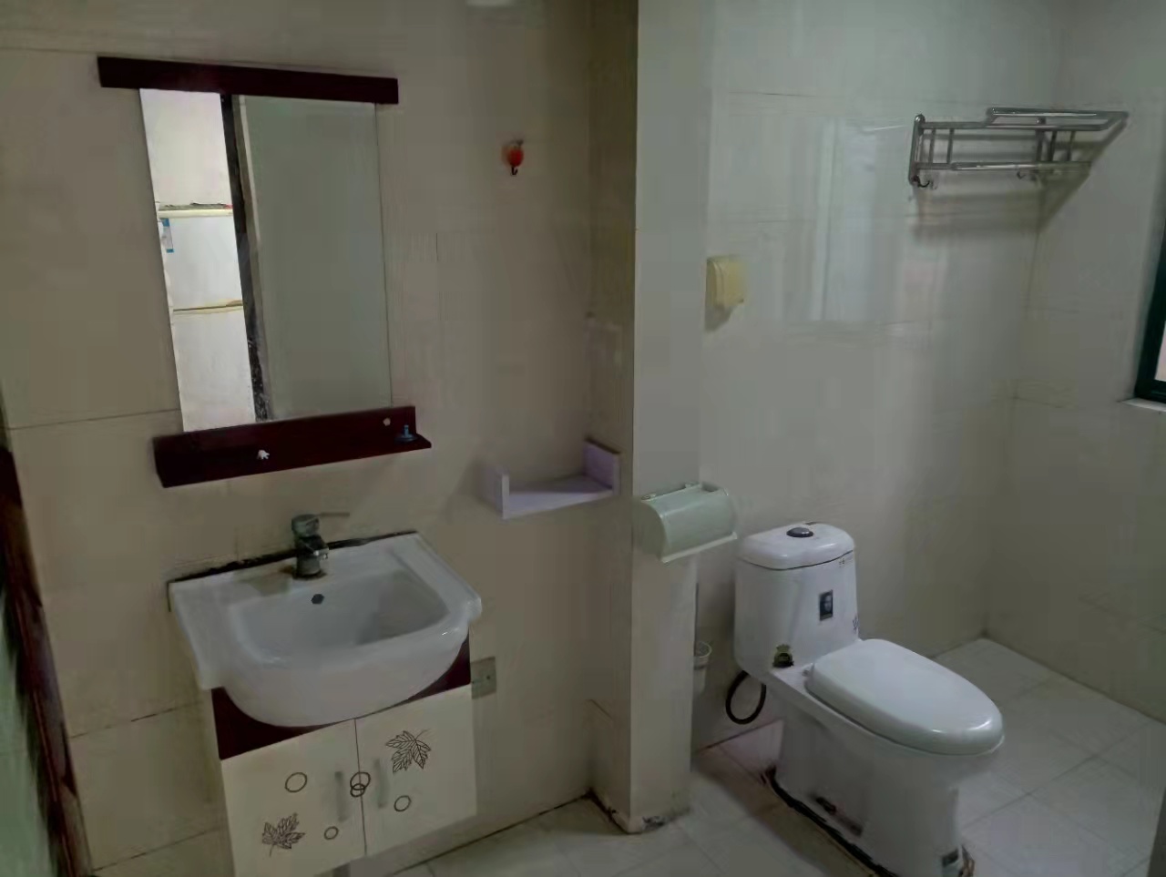 尚格名城东岸花园  2室1厅1卫    49.8万 尚格名城东岸花园  2室1厅1卫    49.8万客厅