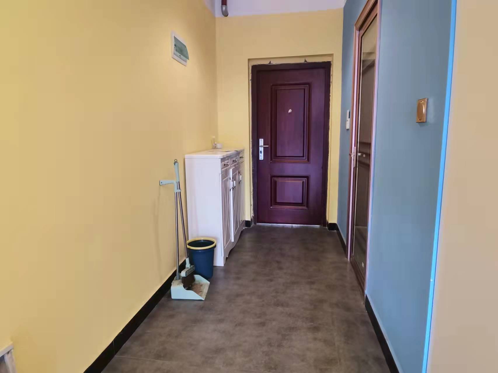 鑫天国际(鑫天偶遇)  1室1厅1卫    1500.0元/月 鑫天国际(鑫天偶遇)  1室1厅1卫    1500.0元/月室内图