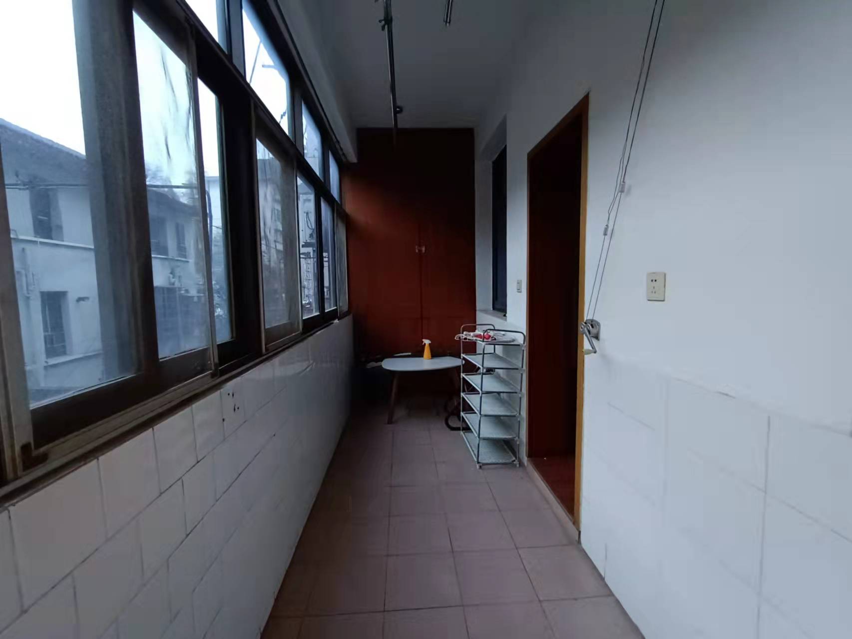 桃花仑办事处桃花仑社区 3室2厅1卫 1300.0元/月 桃花仑办事处桃花仑社区 3室2厅1卫 1300.0元/月室内图