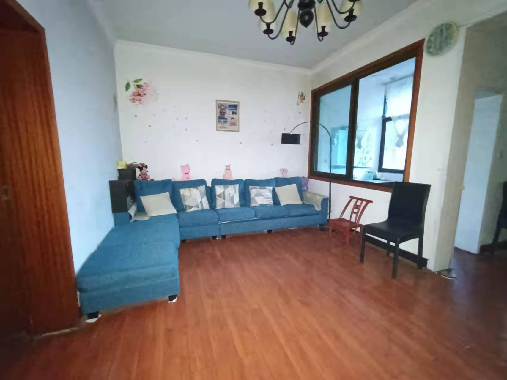 桃花仑办事处桃花仑社区 3室2厅1卫 1300.0元/月 桃花仑办事处桃花仑社区 3室2厅1卫 1300.0元/月室内图