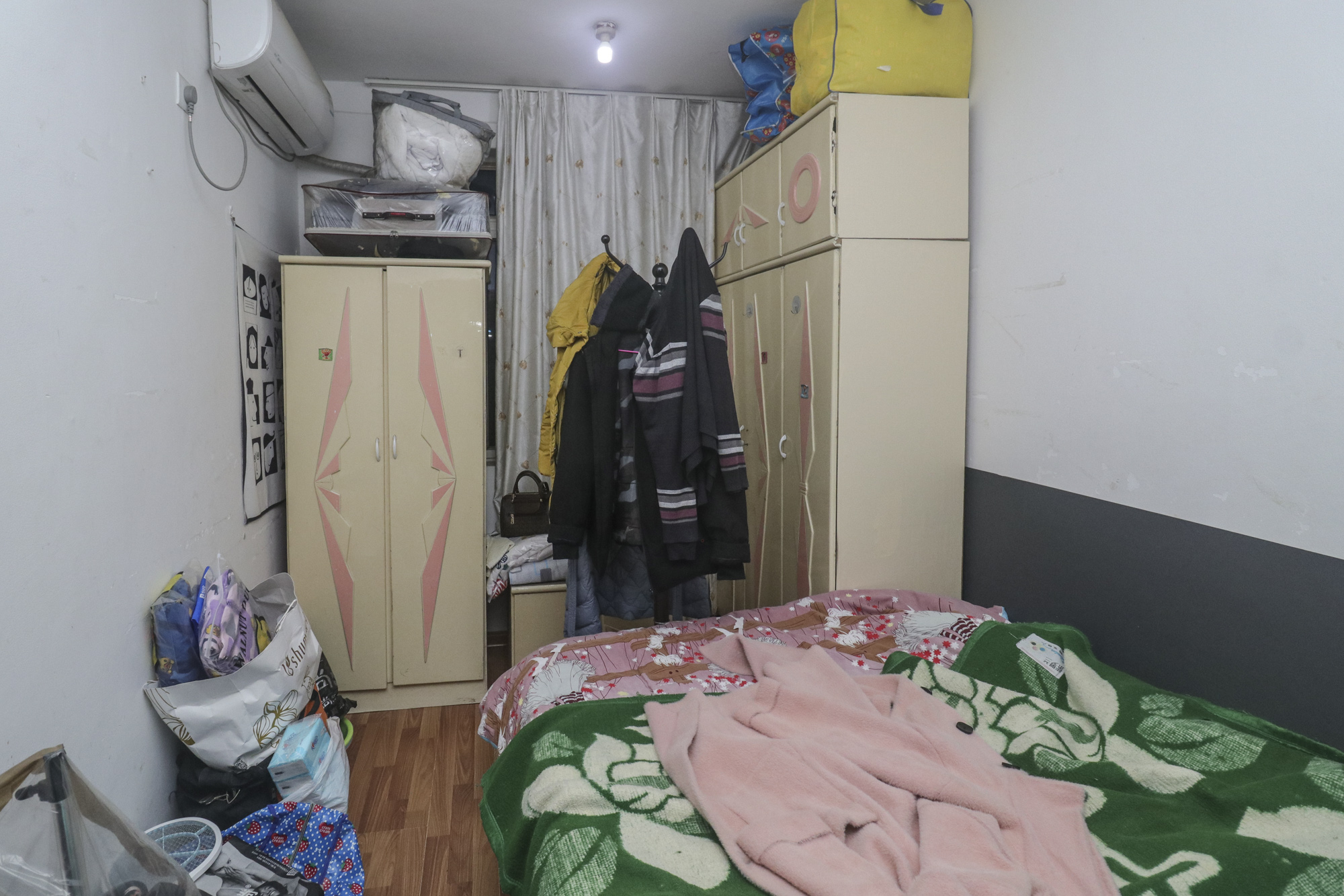 老鸦冲社区  2室1厅1卫   46.40万卧室