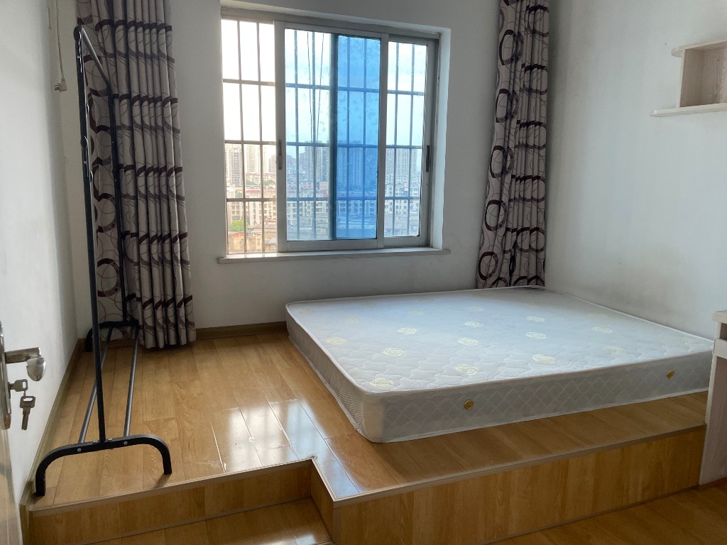 国土局宿舍 2室2厅1卫 46.8万 国土局宿舍 2室2厅1卫 46.8万客厅