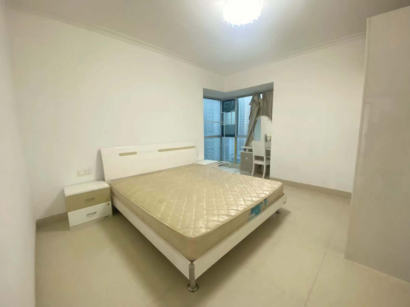 明兴花苑 3室2厅1卫 2000.0元/月 明兴花苑 3室2厅1卫 2000.0元/月室内图