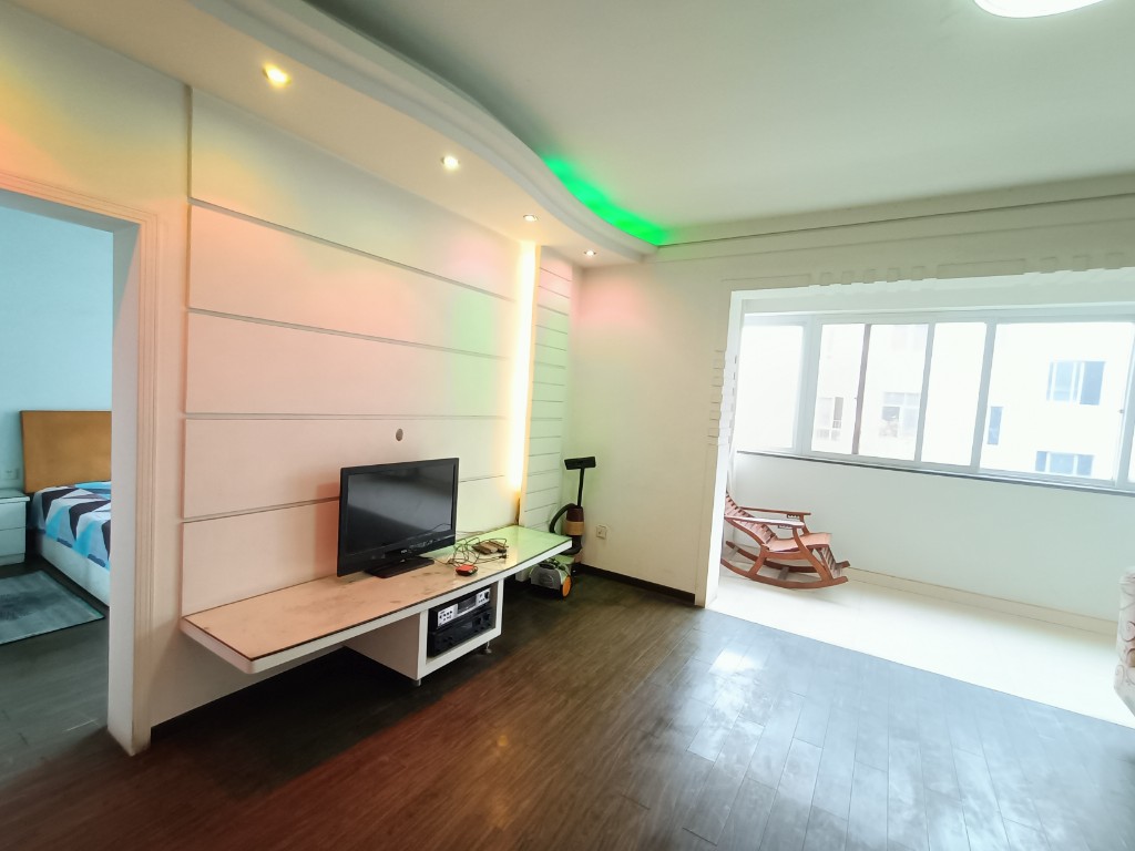 新竹花园 3室2厅1卫 2000.0元/月 新竹花园 3室2厅1卫 2000.0元/月室内图