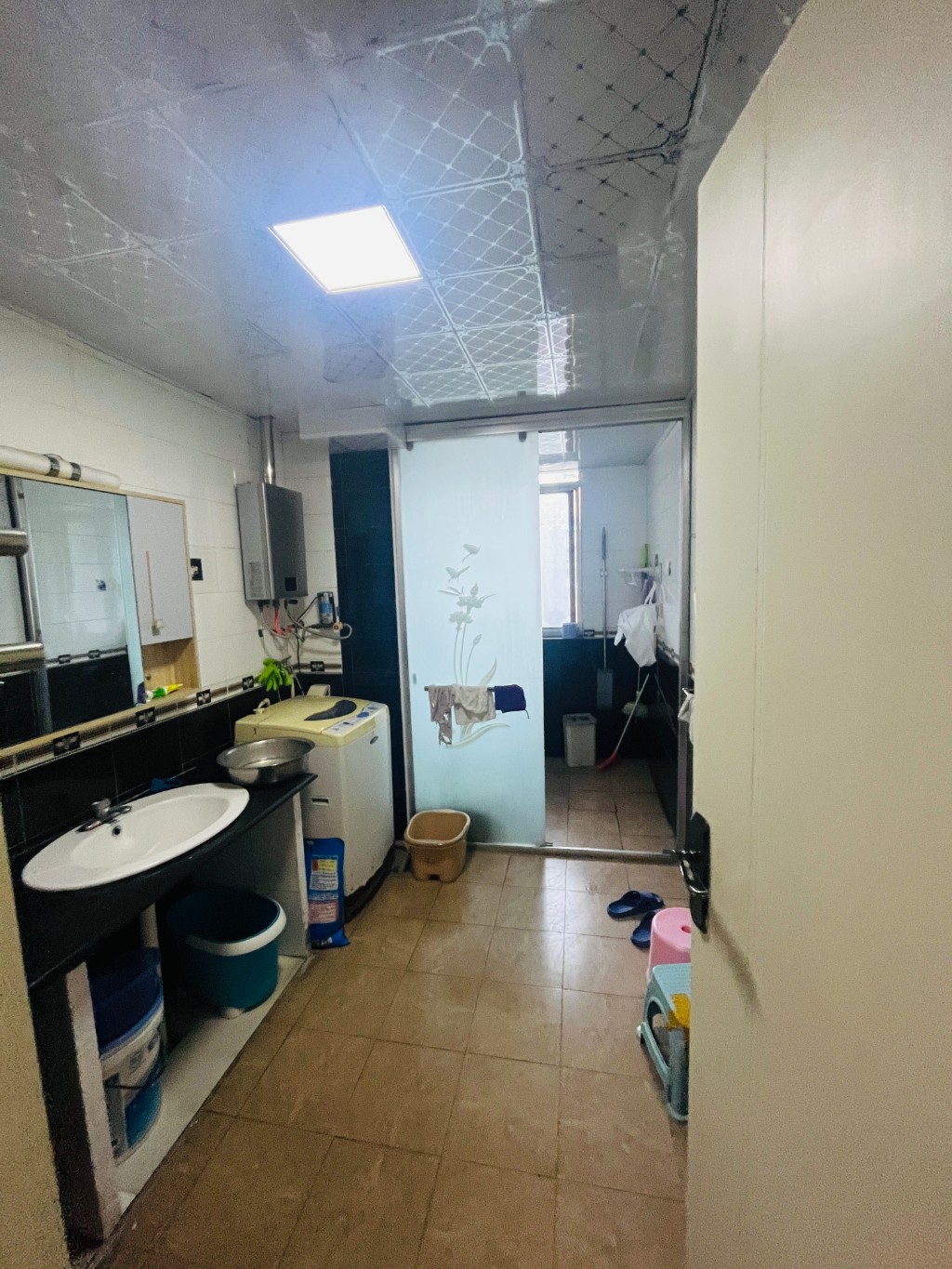 汇丰小区 3室2厅2卫 51.0万 汇丰小区 3室2厅2卫 51.0万客厅