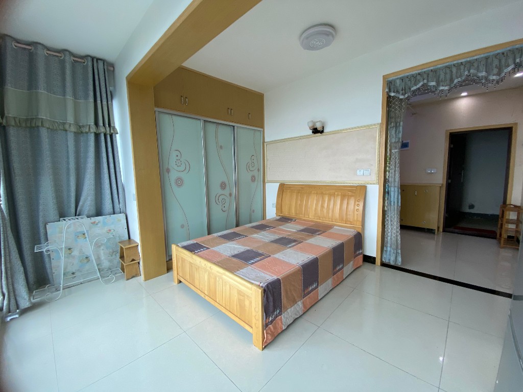 佳安茗苑 1室1厅1卫 31.0万 佳安茗苑 1室1厅1卫 31.0万客厅