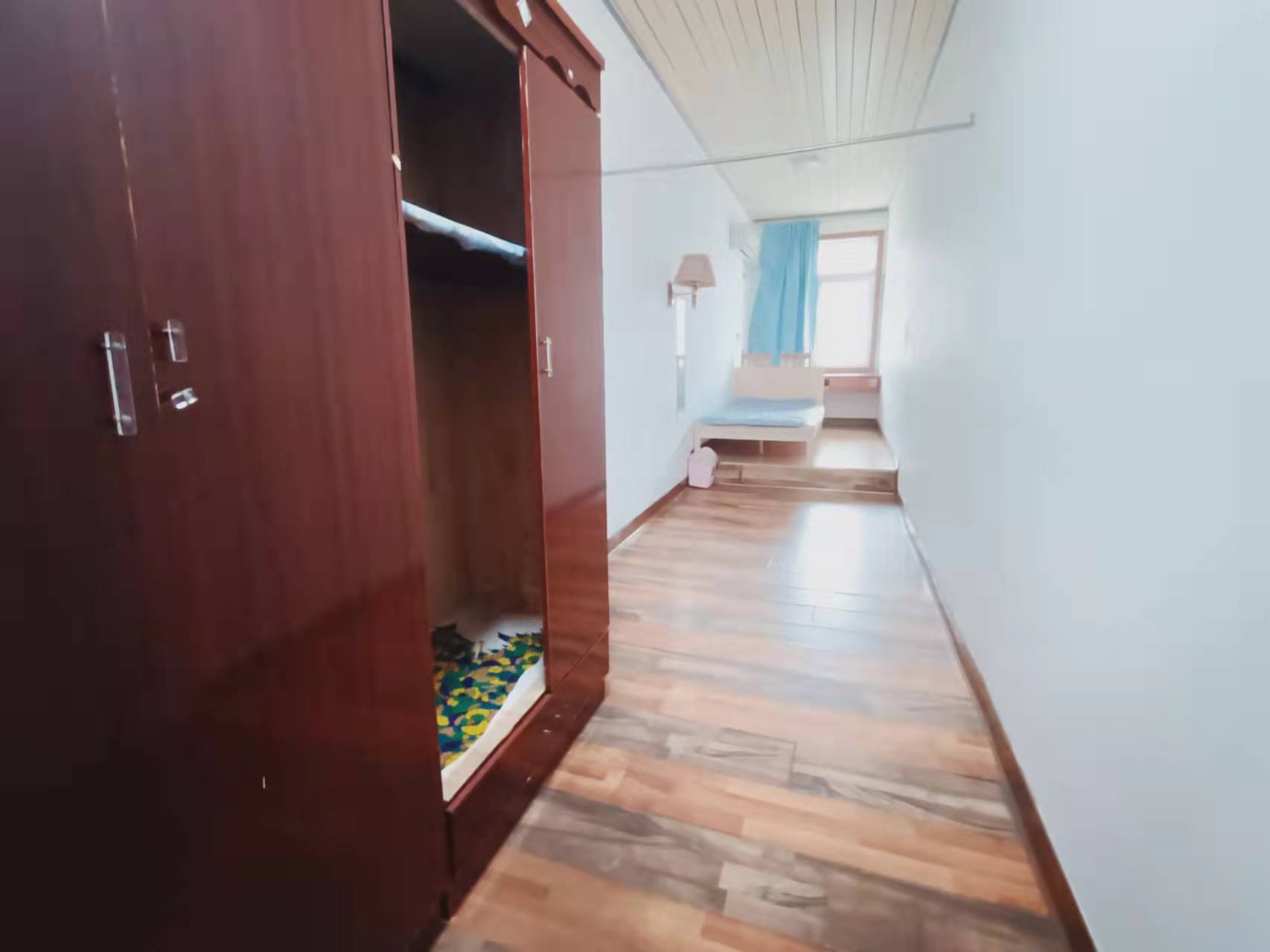 秀竹园综合楼  2室1厅1卫    1000.0元/月 秀竹园综合楼  2室1厅1卫    1000.0元/月室内图