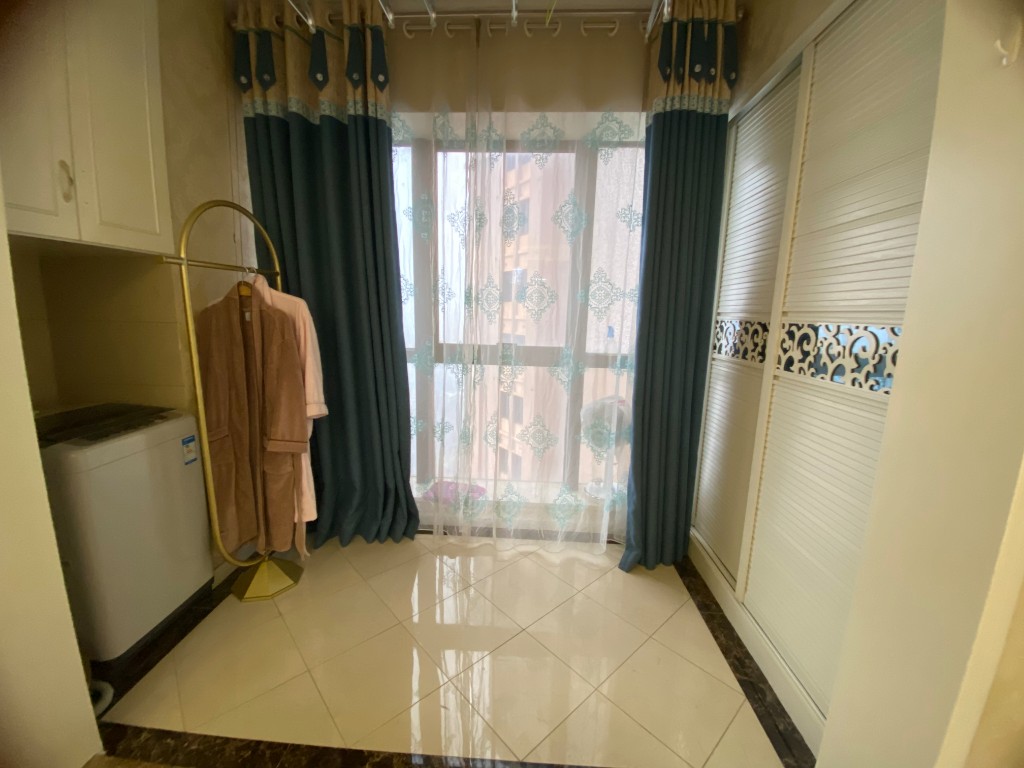 凯旋名门人民中路1006号 1室1厅1卫 35.0万 凯旋名门人民中路1006号 1室1厅1卫 35.0万客厅