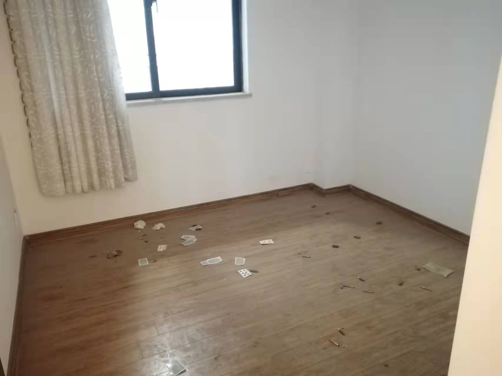 碧桂园 3室2厅1卫 43.8万 碧桂园 3室2厅1卫 43.8万客厅