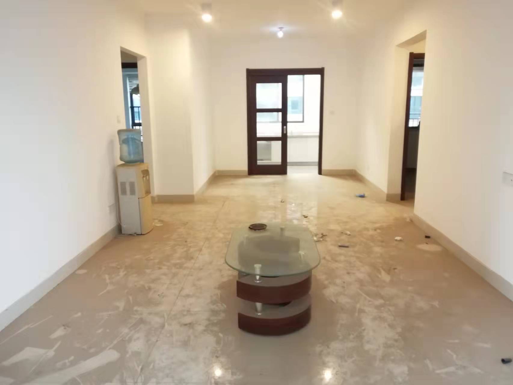 碧桂园 3室2厅1卫 43.8万 碧桂园 3室2厅1卫 43.8万客厅