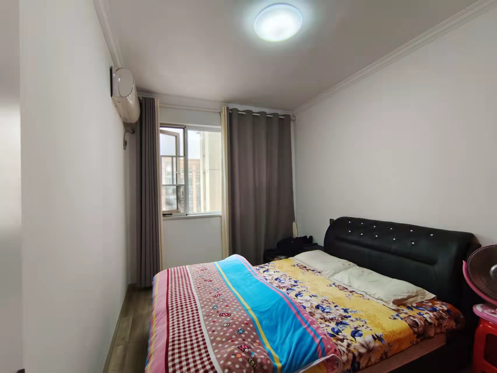 佳兆业金域天下三期 3室2厅2卫 86.0万 佳兆业金域天下三期 3室2厅2卫 86.0万客厅