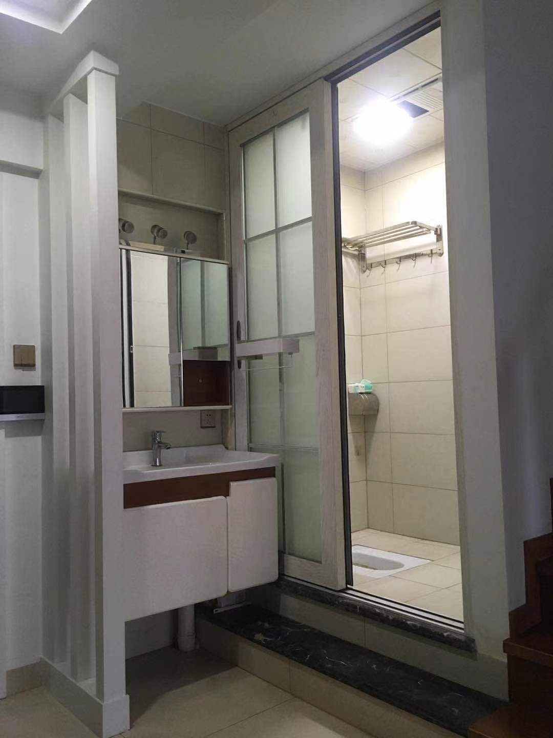 岳阳新天地  2室2厅1卫   1900.00元/月室内图