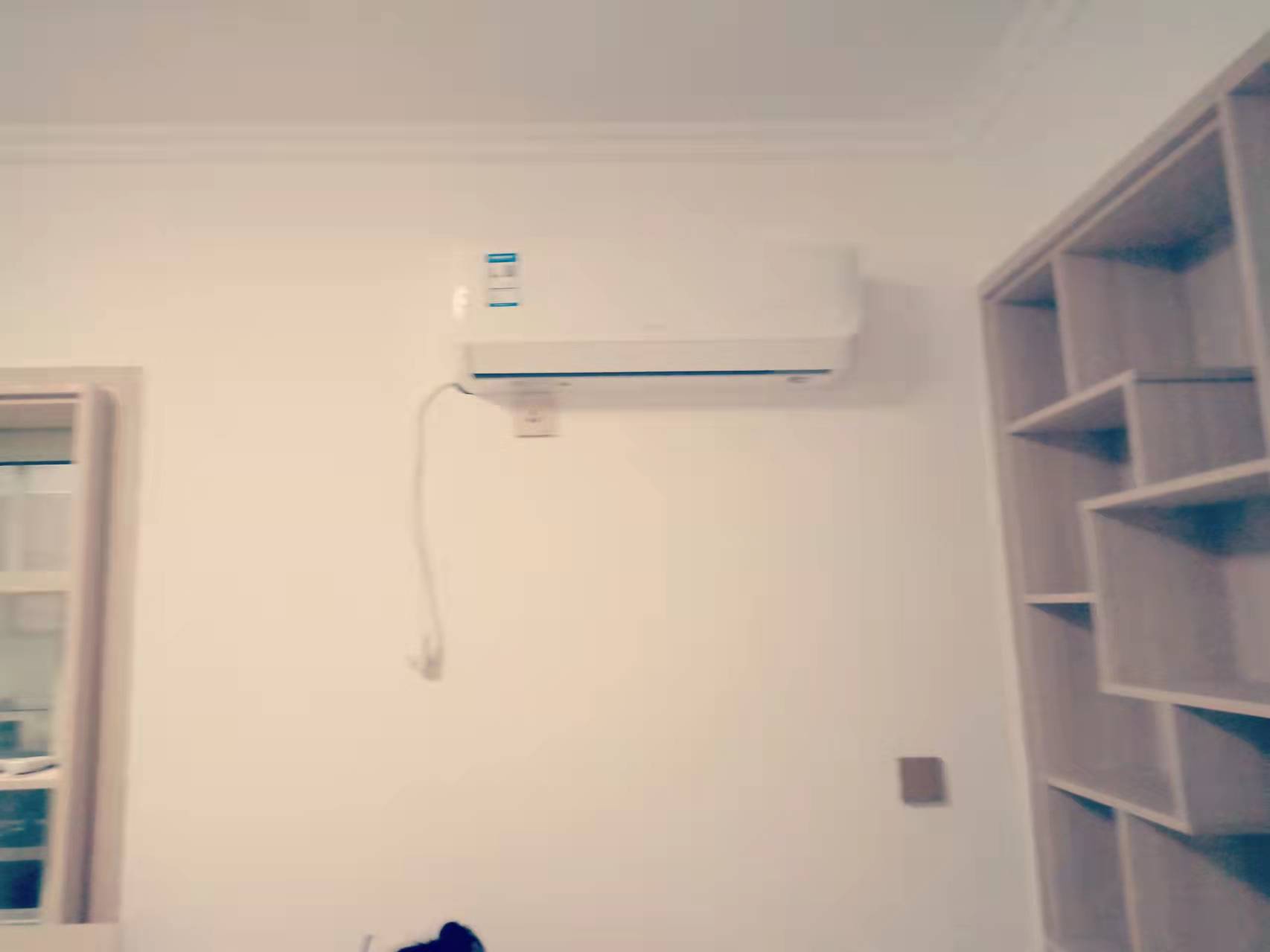 华邦深蓝时代广场  2室1厅1卫    1800.0元/月 华邦深蓝时代广场  2室1厅1卫    1800.0元/月室内图