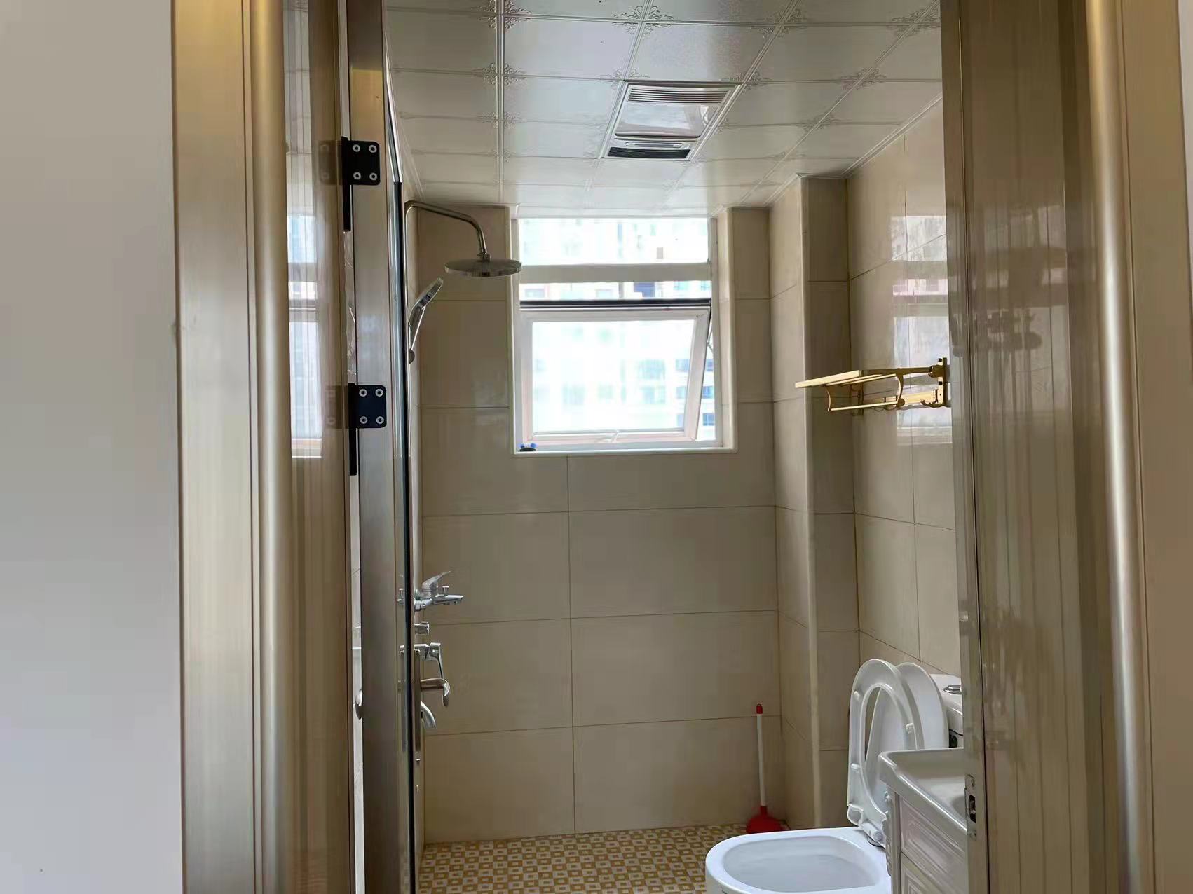 江溪安置小区 4室2厅1卫 2200.0元/月 江溪安置小区 4室2厅1卫 2200.0元/月室内图