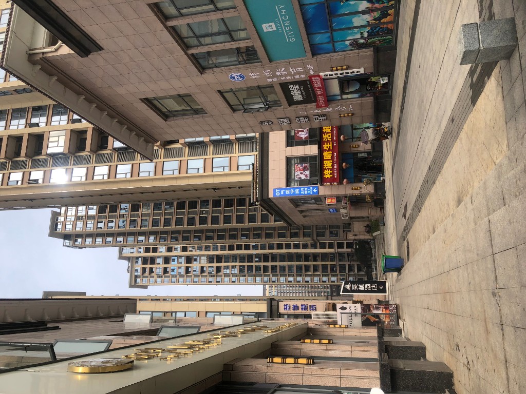 梓湖明珠  1室1厅1卫    35.8万 梓湖明珠  1室1厅1卫    35.8万客厅