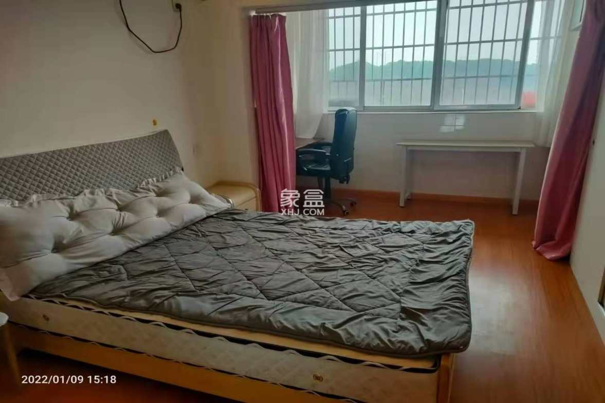 湘大教师公寓  1室1厅1卫   1200.00元/月室内图
