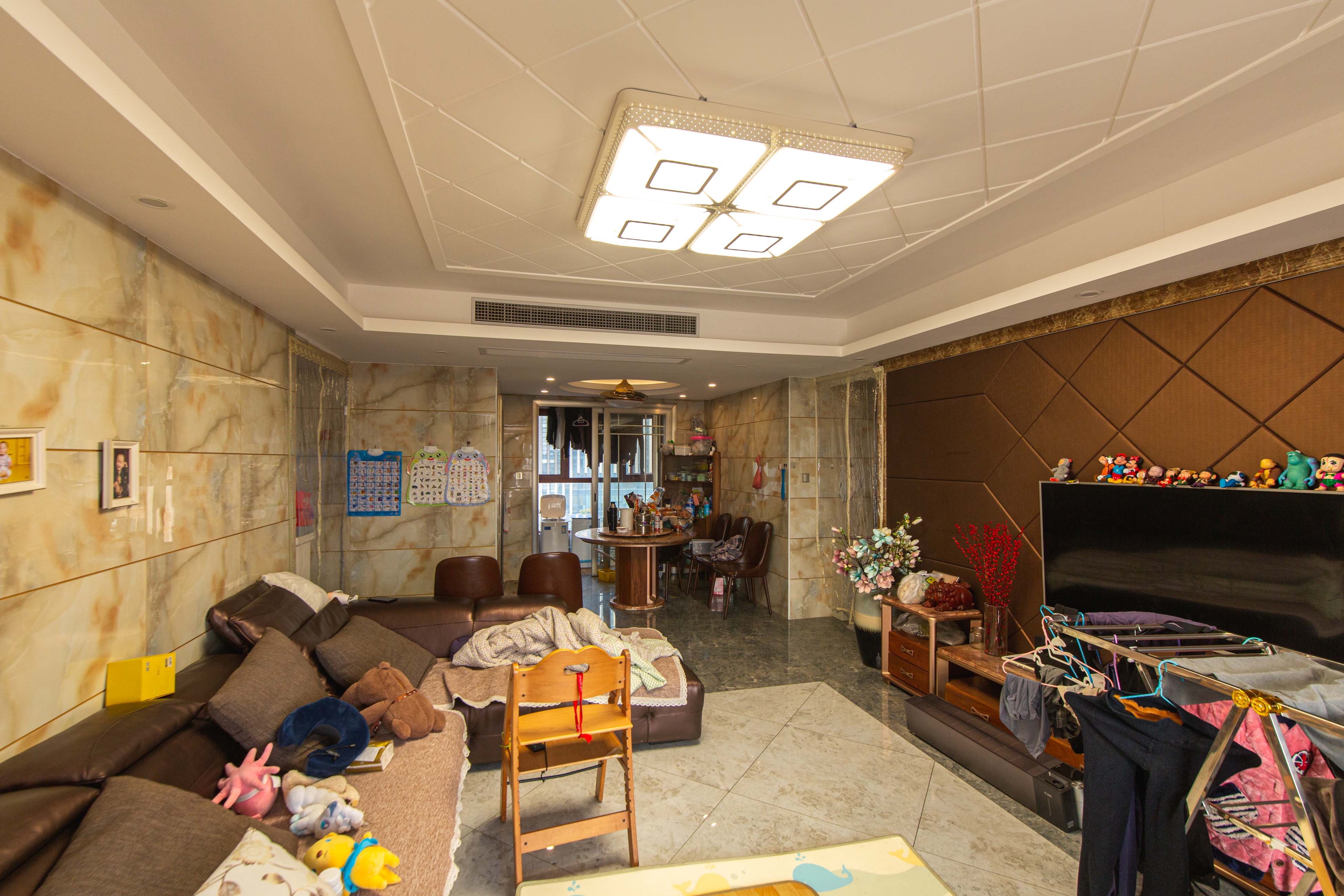 清溪川九号  3室2厅2卫    255.0万室内图1