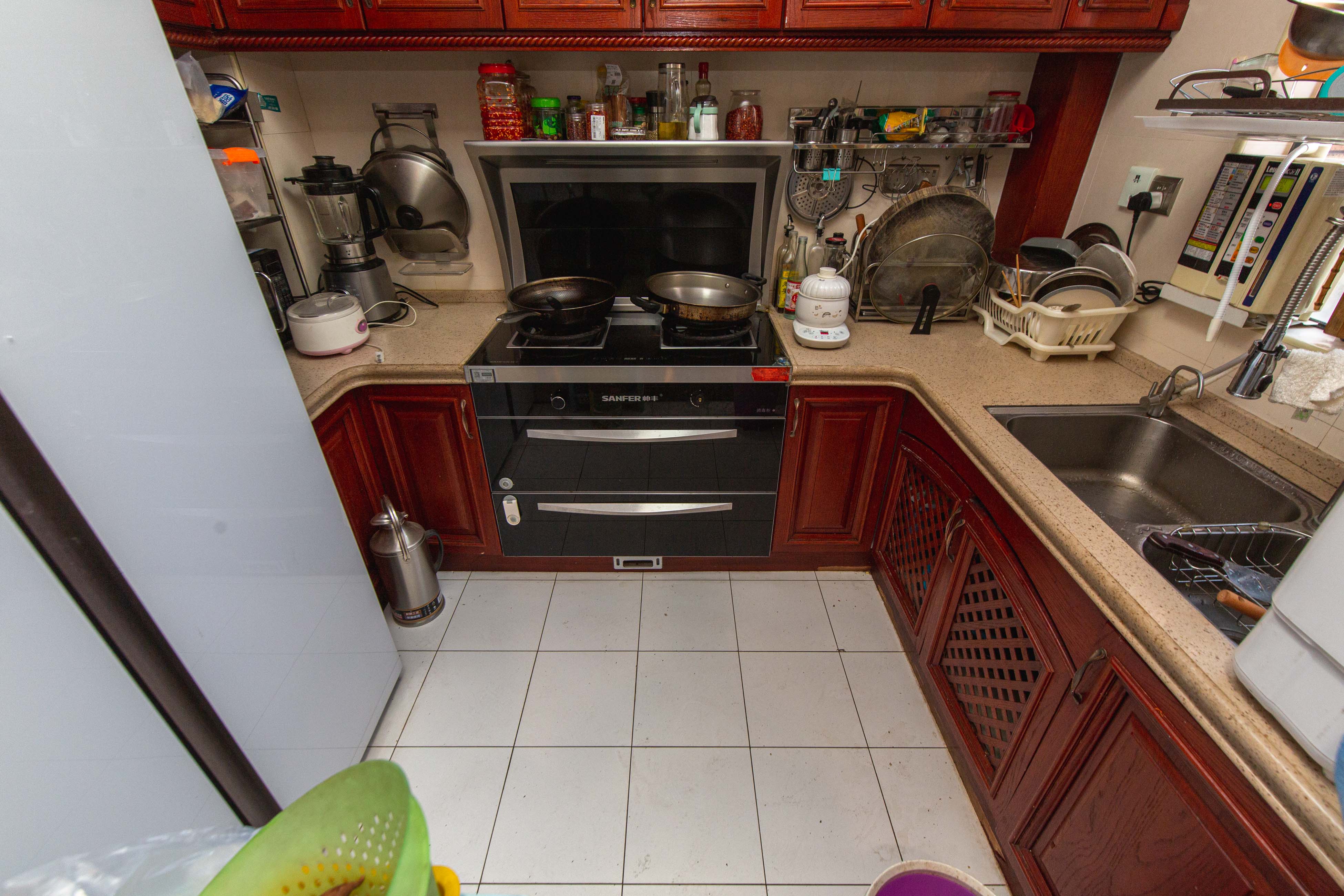 清溪川九号  3室2厅2卫    255.0万厨房