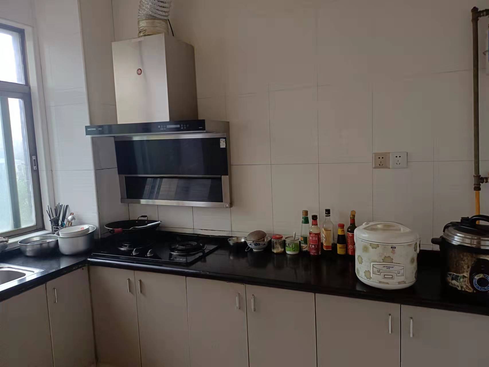 楚天花园 3室2厅1卫 78.6万 楚天花园 3室2厅1卫 78.6万客厅