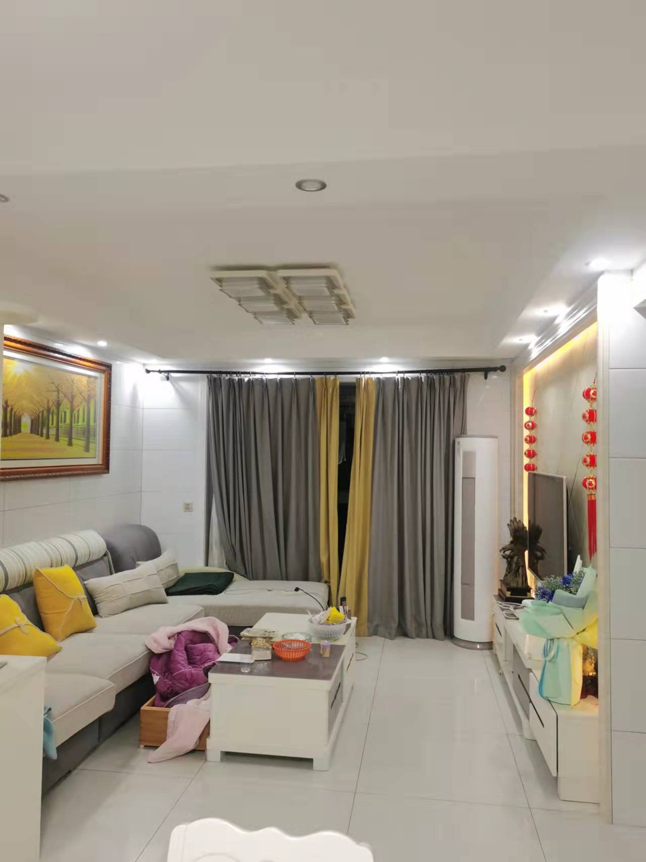 城市公园 2室2厅1卫 70.0万 城市公园 2室2厅1卫 70.0万客厅