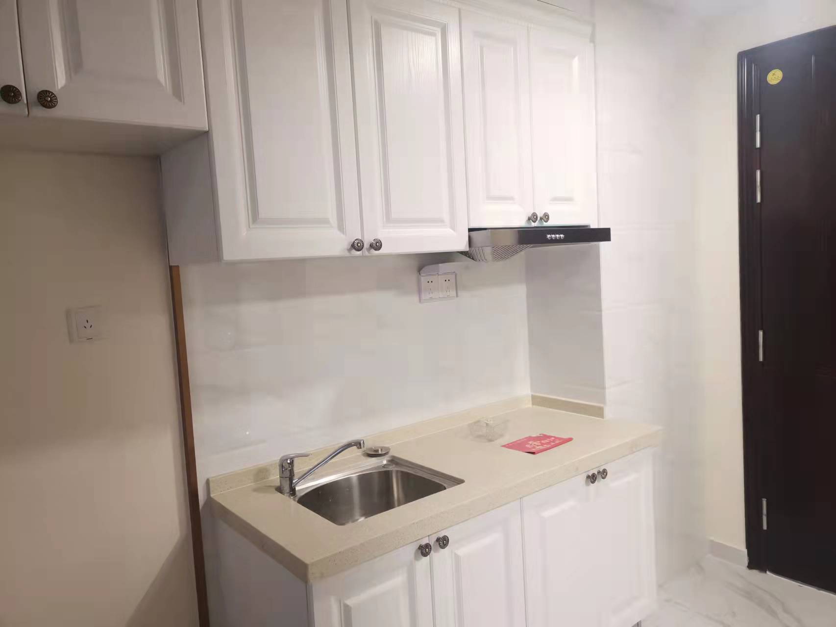 华耀碧桂园十里江湾誉峯  1室1厅1卫    1500.0元/月 华耀碧桂园十里江湾誉峯  1室1厅1卫    1500.0元/月室内图