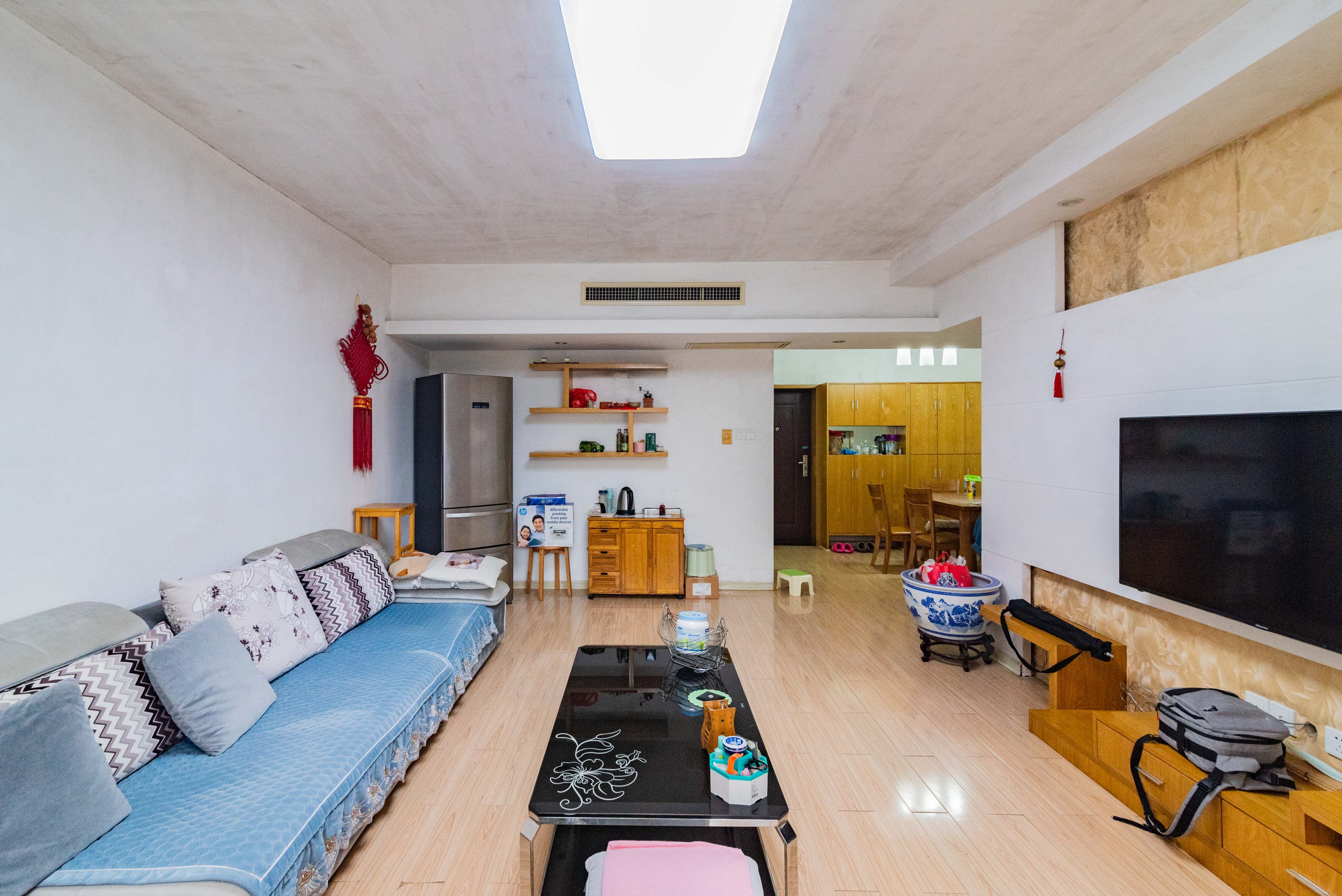 金色比华利  3室2厅2卫    83.0万室内图1