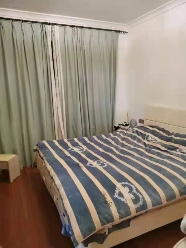 城市公园 2室2厅1卫 70.0万 城市公园 2室2厅1卫 70.0万客厅