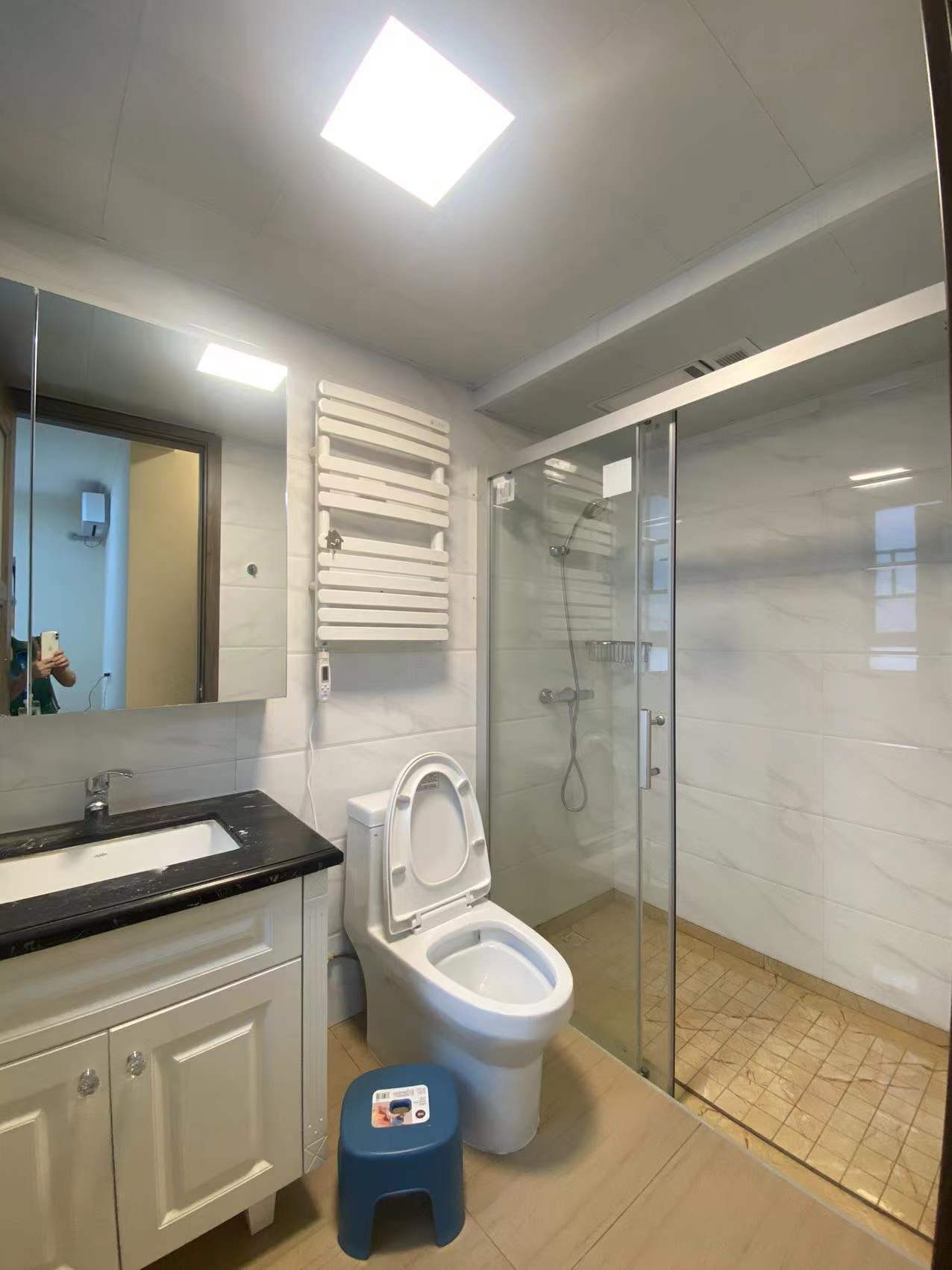 华耀碧桂园十里江湾天汇  3室2厅2卫    2200.0元/月 华耀碧桂园十里江湾天汇  3室2厅2卫    2200.0元/月室内图