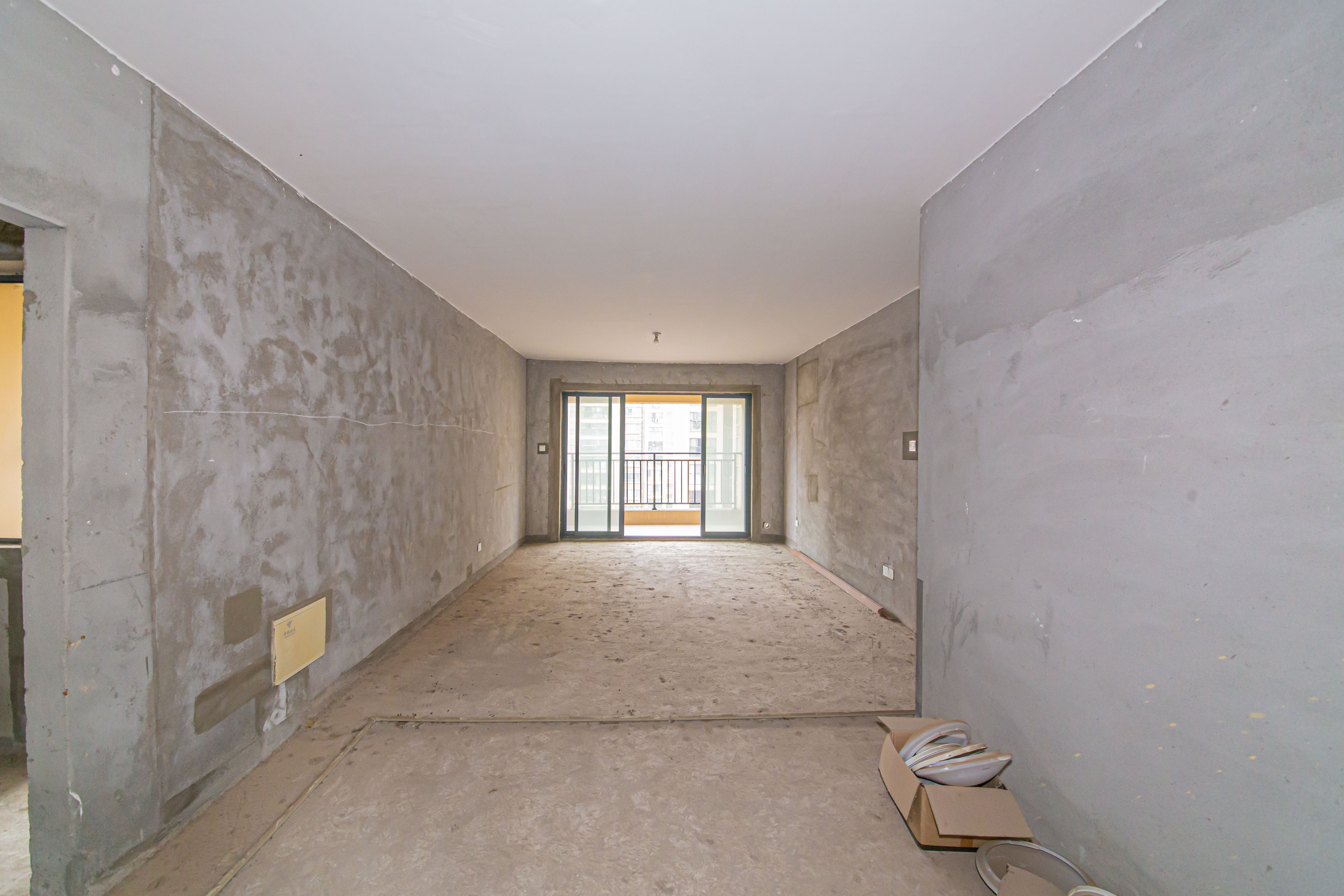 中建芙蓉嘉苑  4室2厅1卫   131.00万客厅