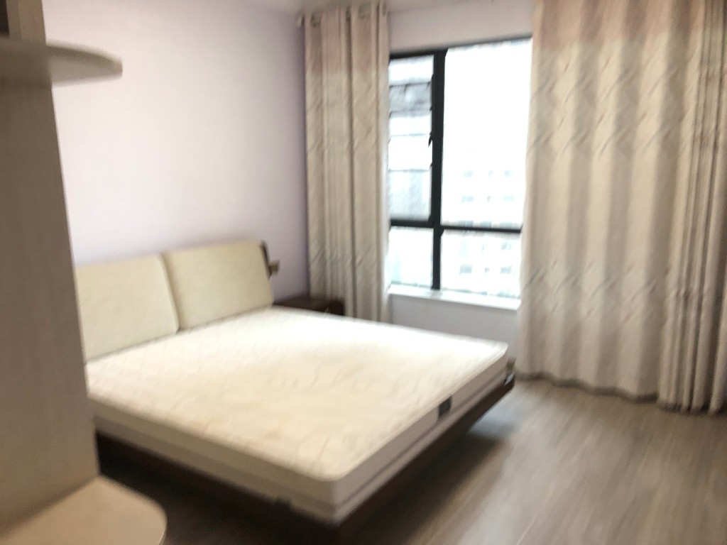 湘银星城  3室2厅2卫    79.8万 湘银星城  3室2厅2卫    79.8万客厅