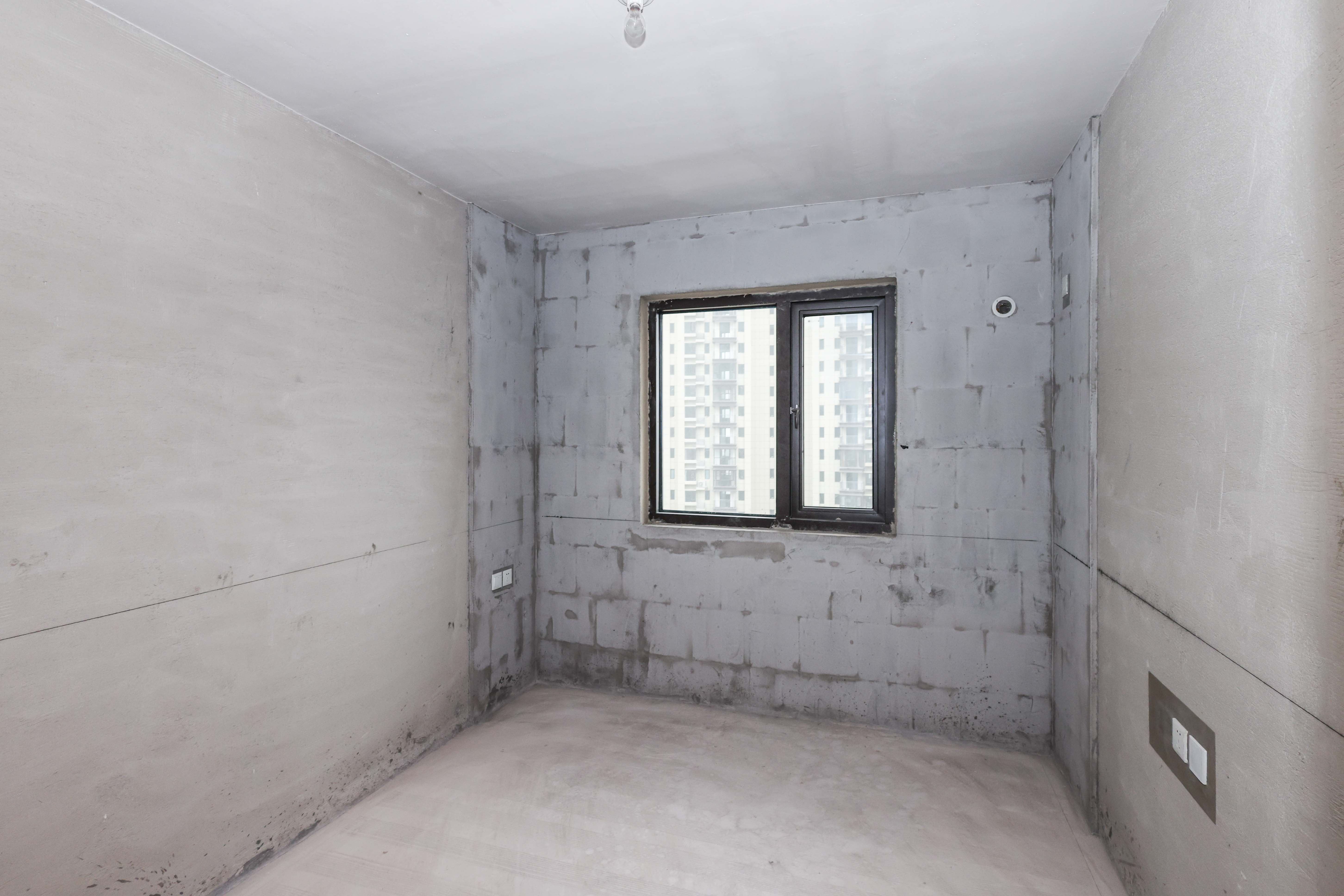 中国铁建梅溪青秀三期  4室2厅2卫    198.0万其他