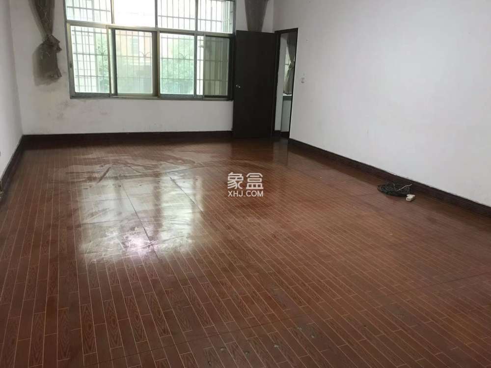 环保路社区  3室1厅1卫   1200.00元/月