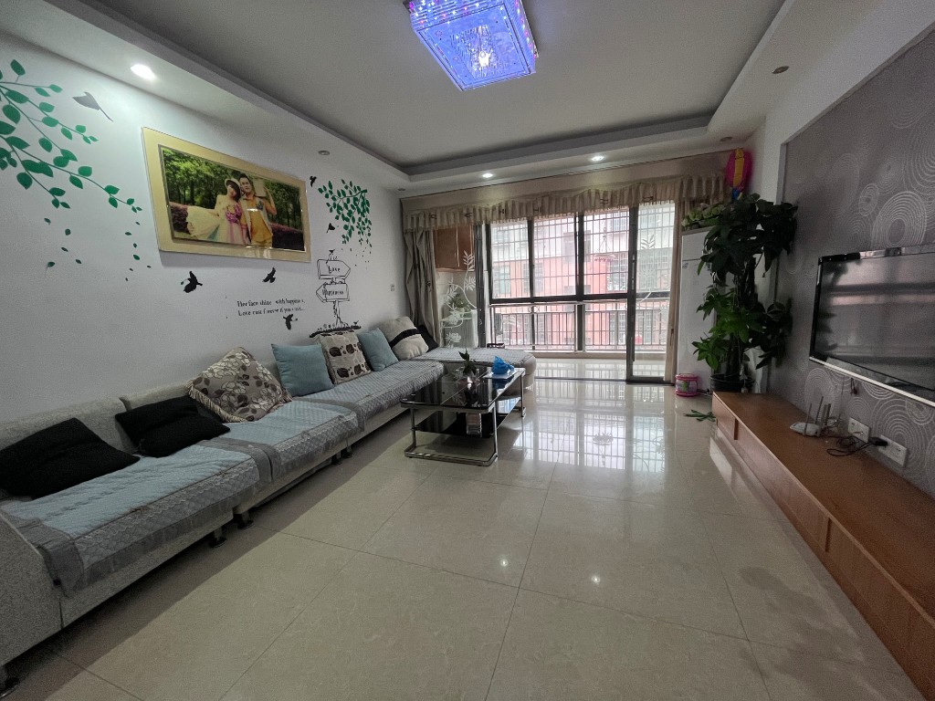 四海花园  2室2厅1卫    45.8万 四海花园  2室2厅1卫    45.8万