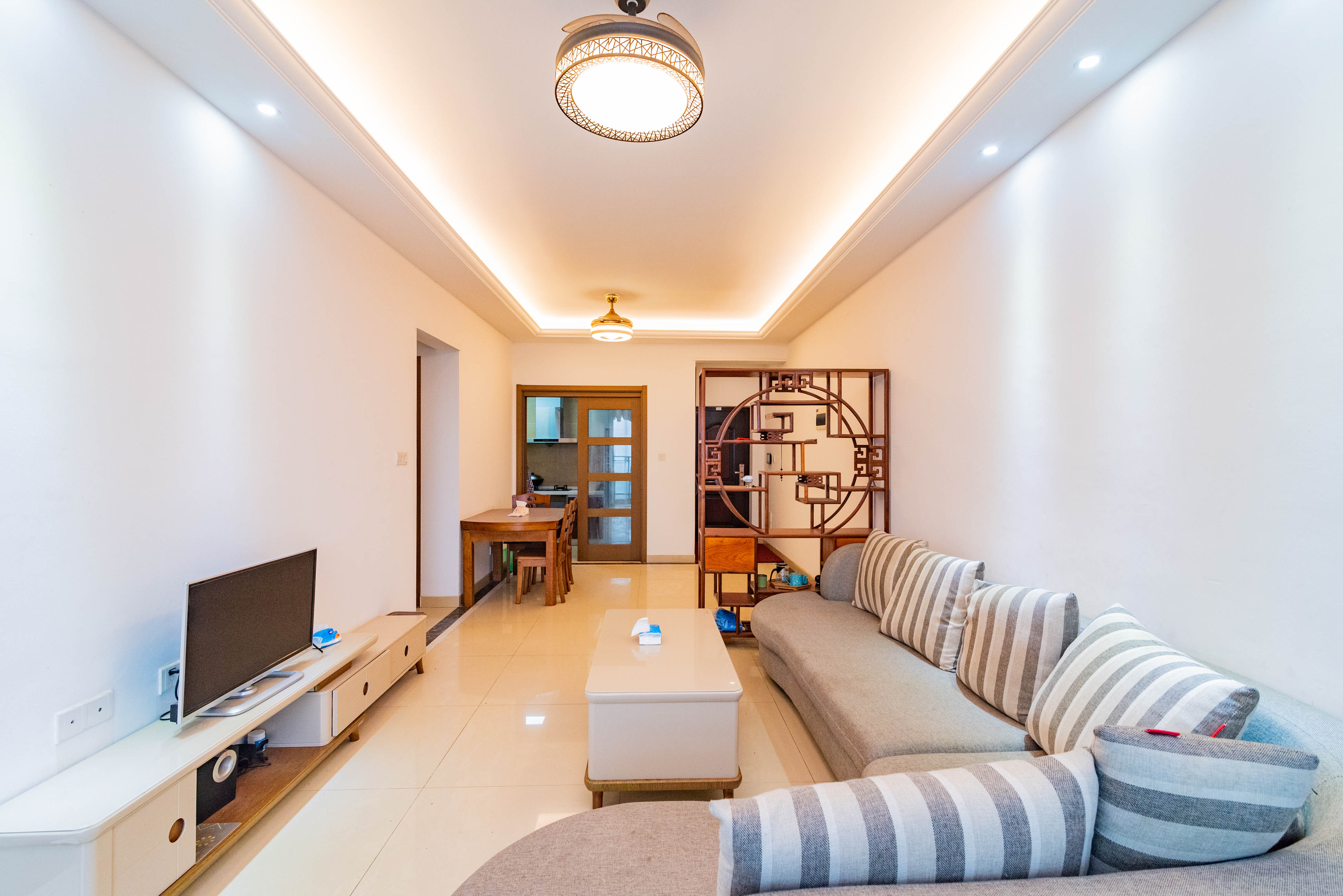 旺德府恺悦国际 3室1厅2卫 75.0万 旺德府恺悦国际 3室1厅2卫 75.0万客厅