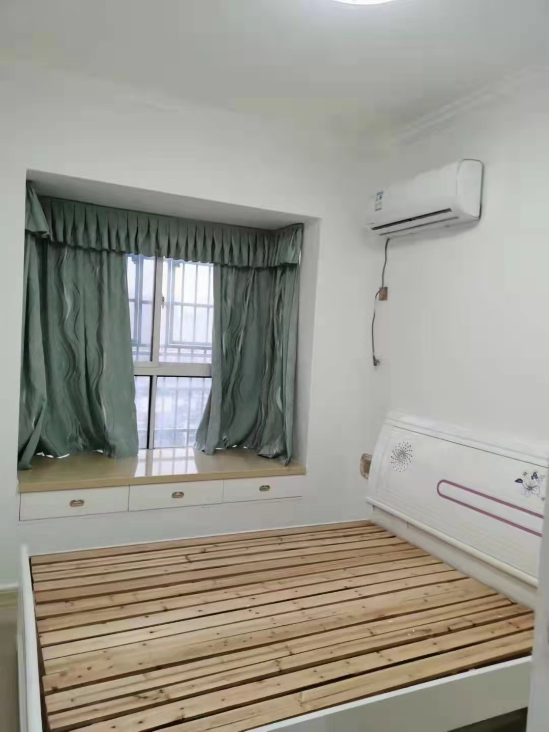 鑫源大厦 2室1厅1卫 35.8万 鑫源大厦 2室1厅1卫 35.8万卫生间