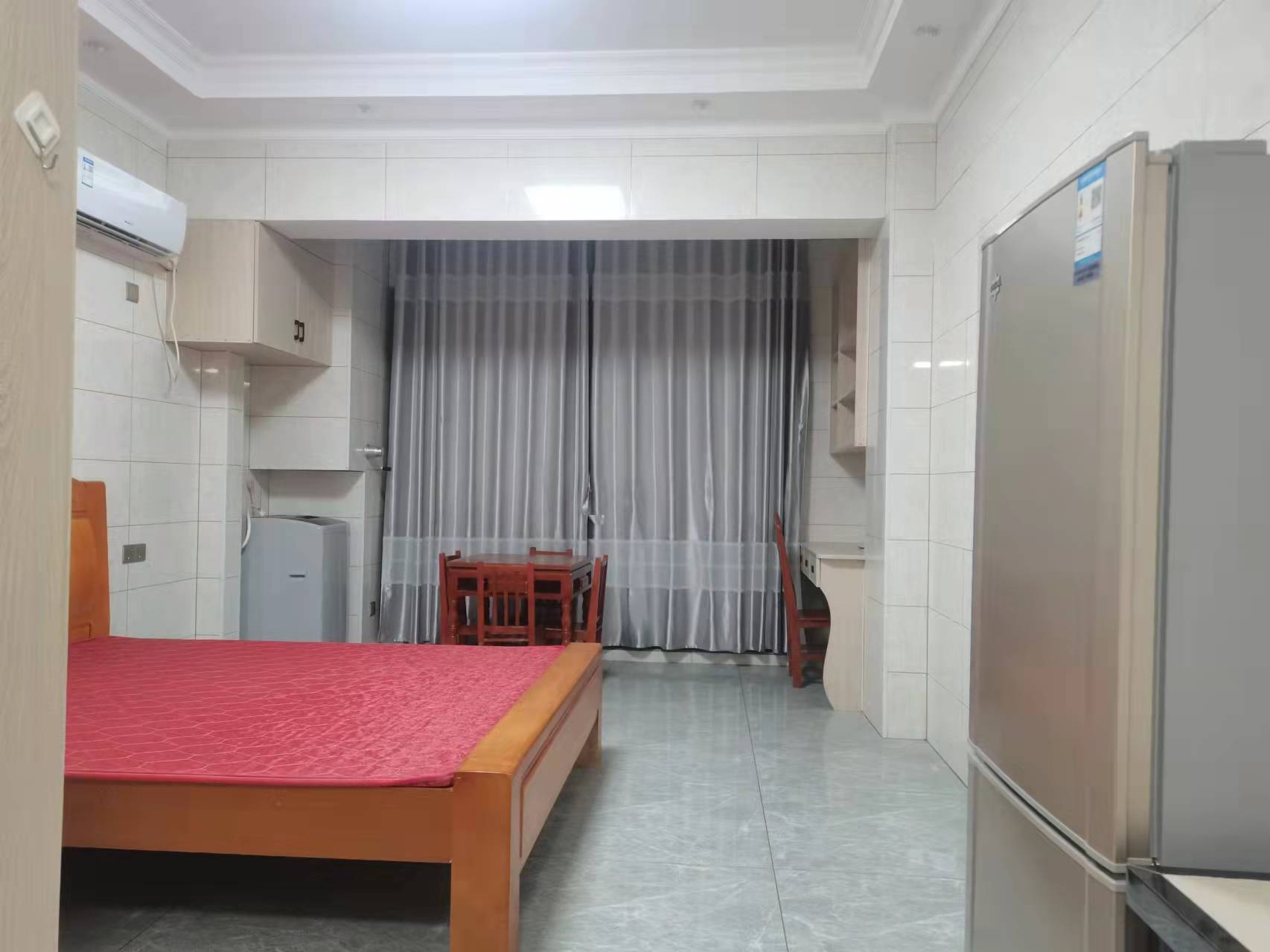 梓湖明珠  1室1厅1卫    1400.0元/月 梓湖明珠  1室1厅1卫    1400.0元/月室内图