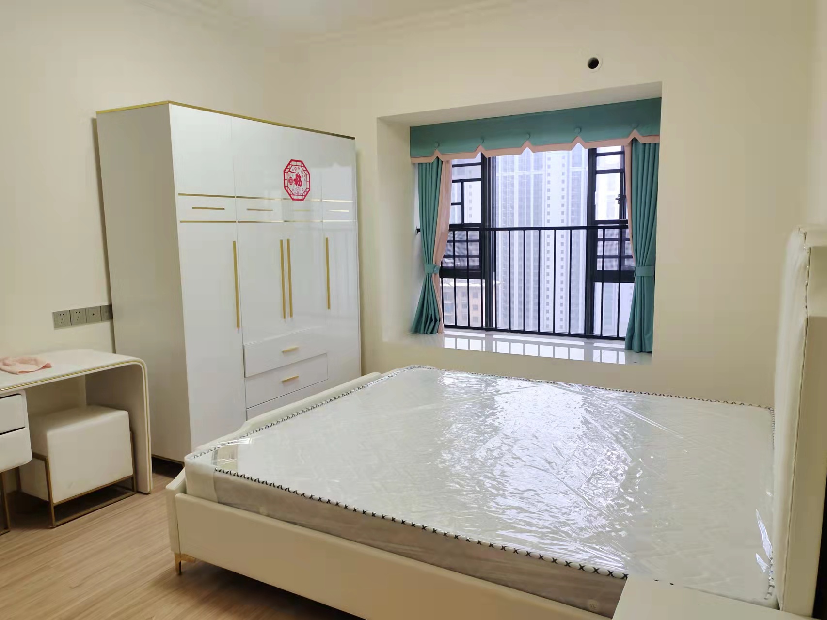 碧桂园梓山府  3室2厅2卫   2500.00元/月户型图
