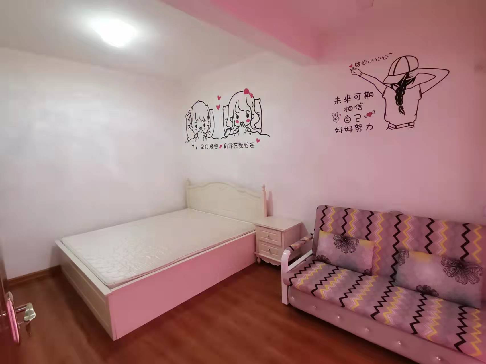 吉星花园  1室1厅1卫    1300.0元/月 吉星花园  1室1厅1卫    1300.0元/月室内图