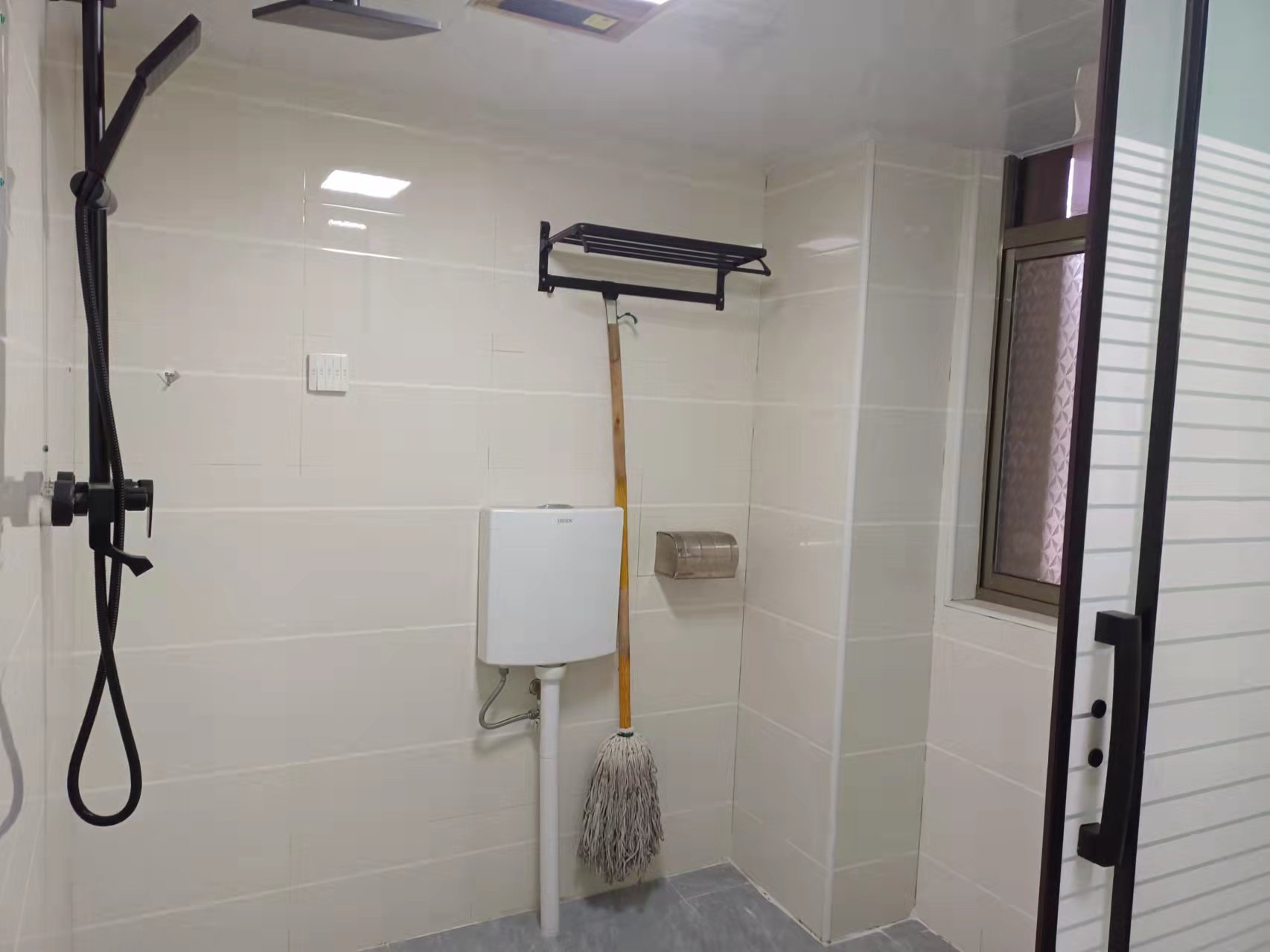 金源大厦  3室2厅1卫    2500.0元/月 金源大厦  3室2厅1卫    2500.0元/月室内图