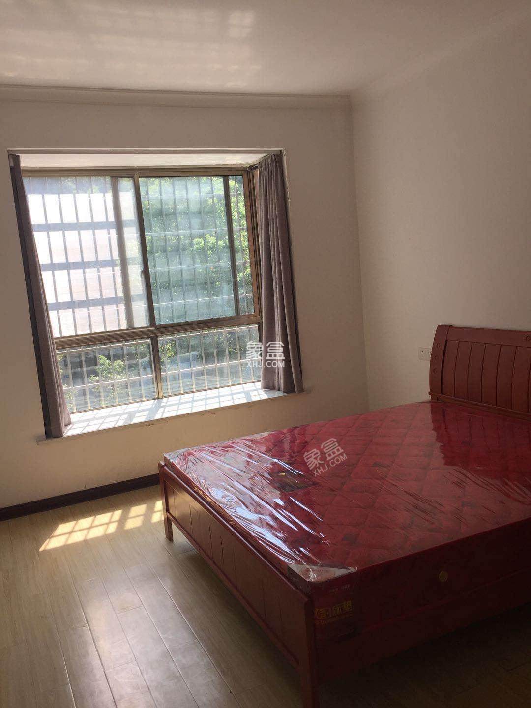 华天壹号公馆  3室2厅2卫    2200.0元/月 华天壹号公馆  3室2厅2卫    2200.0元/月室内图