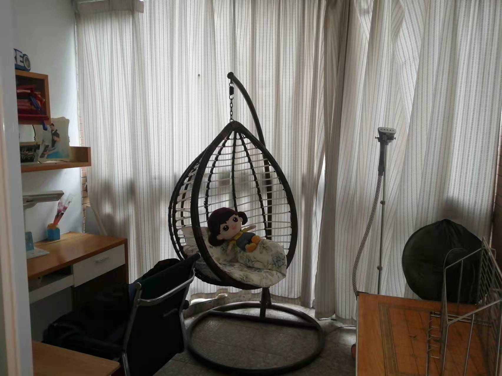 东方明园 3室2厅2卫 75.0万 东方明园 3室2厅2卫 75.0万客厅