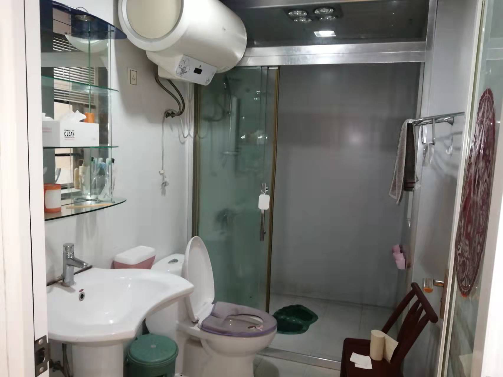 东方明园 3室2厅2卫 75.0万 东方明园 3室2厅2卫 75.0万客厅