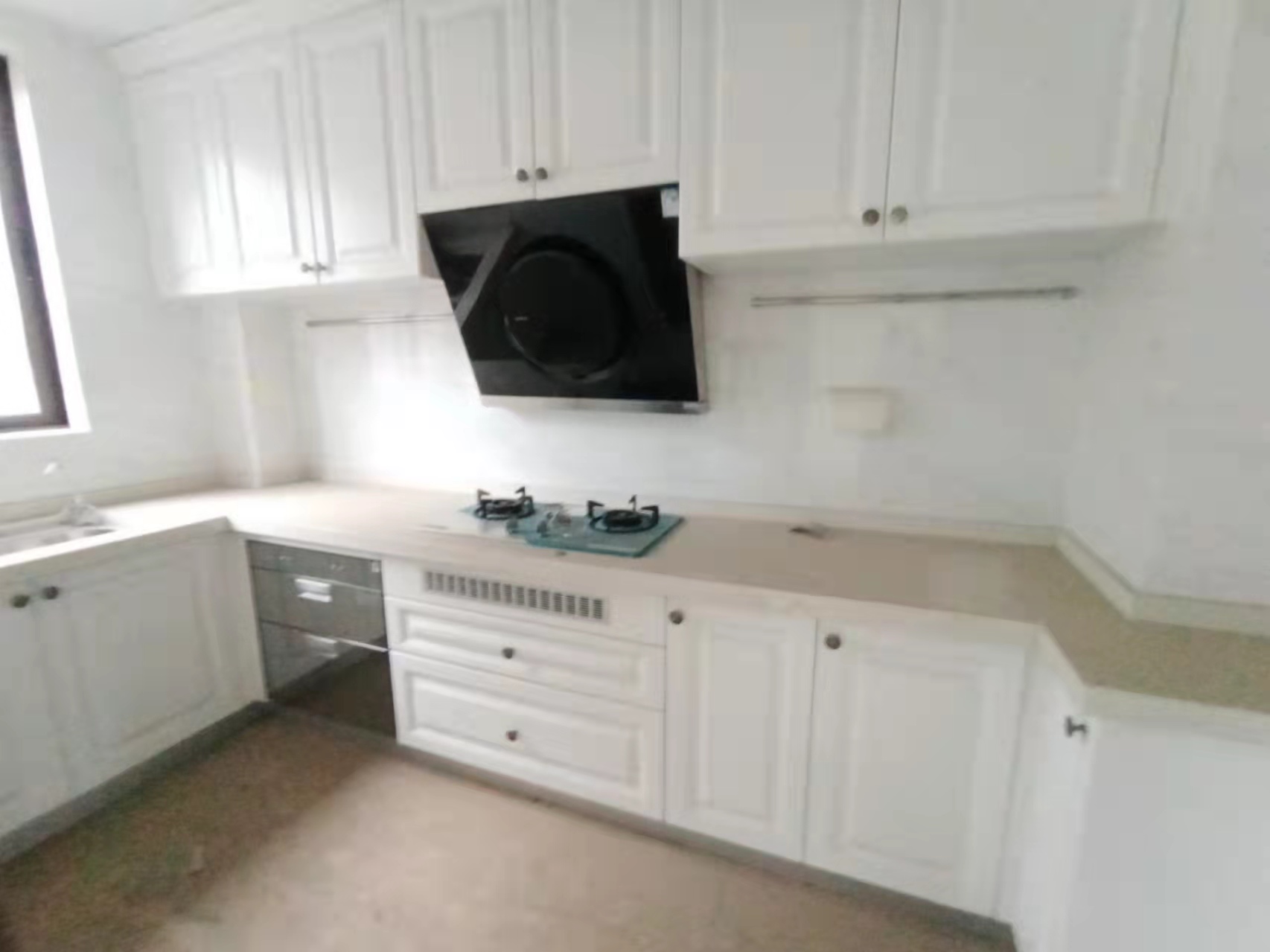 华耀碧桂园十里江湾天汇 4室2厅2卫 2500.0元/月 华耀碧桂园十里江湾天汇 4室2厅2卫 2500.0元/月室内图