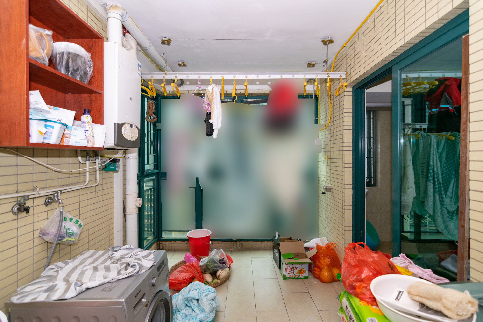 恒大名都  4室2厅4卫   262.00万卧室