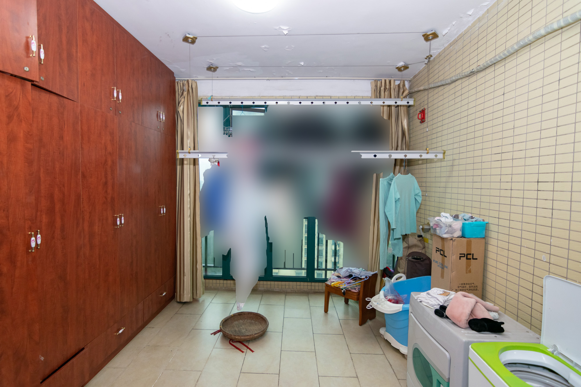 恒大名都 4室2厅4卫 262.0万 恒大名都 4室2厅4卫 262.0万卧室