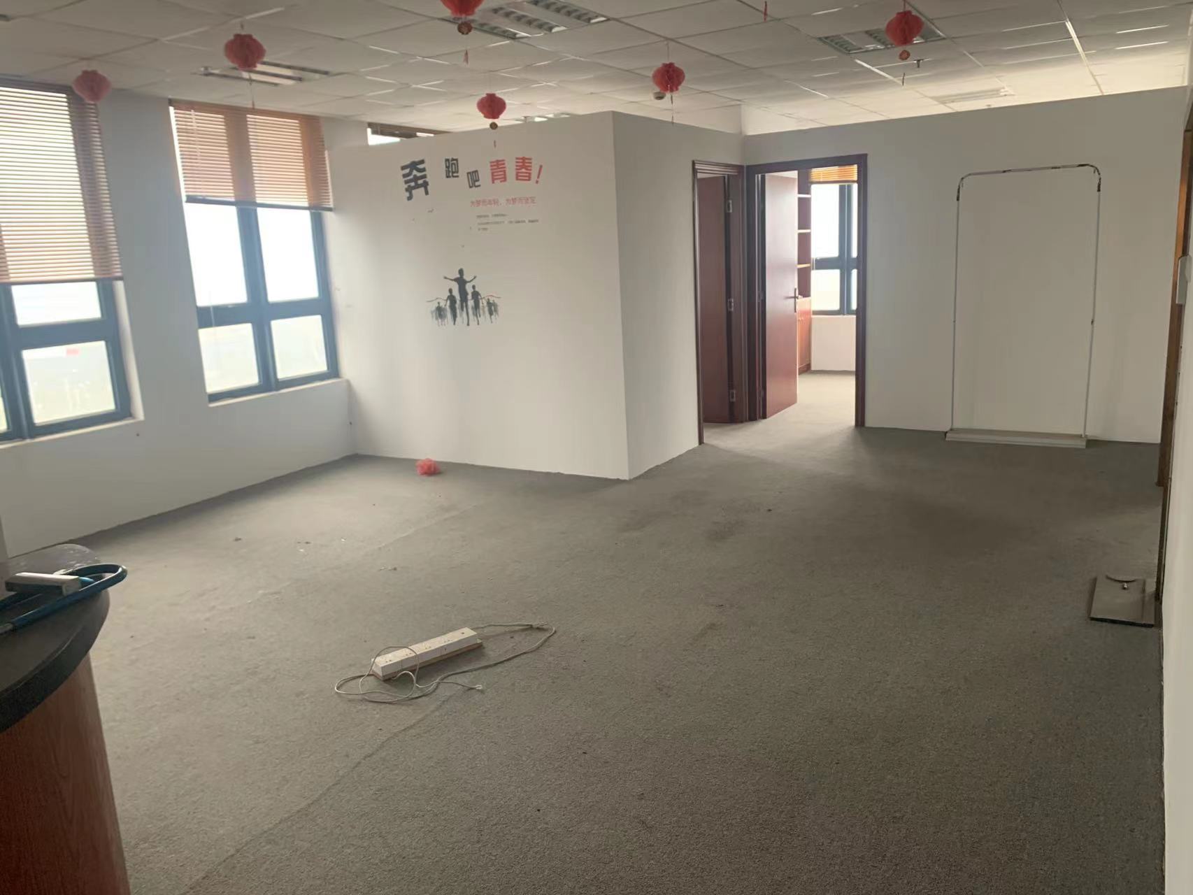 万达写字楼 2室2厅1卫 5500.0元/月 万达写字楼 2室2厅1卫 5500.0元/月室内图