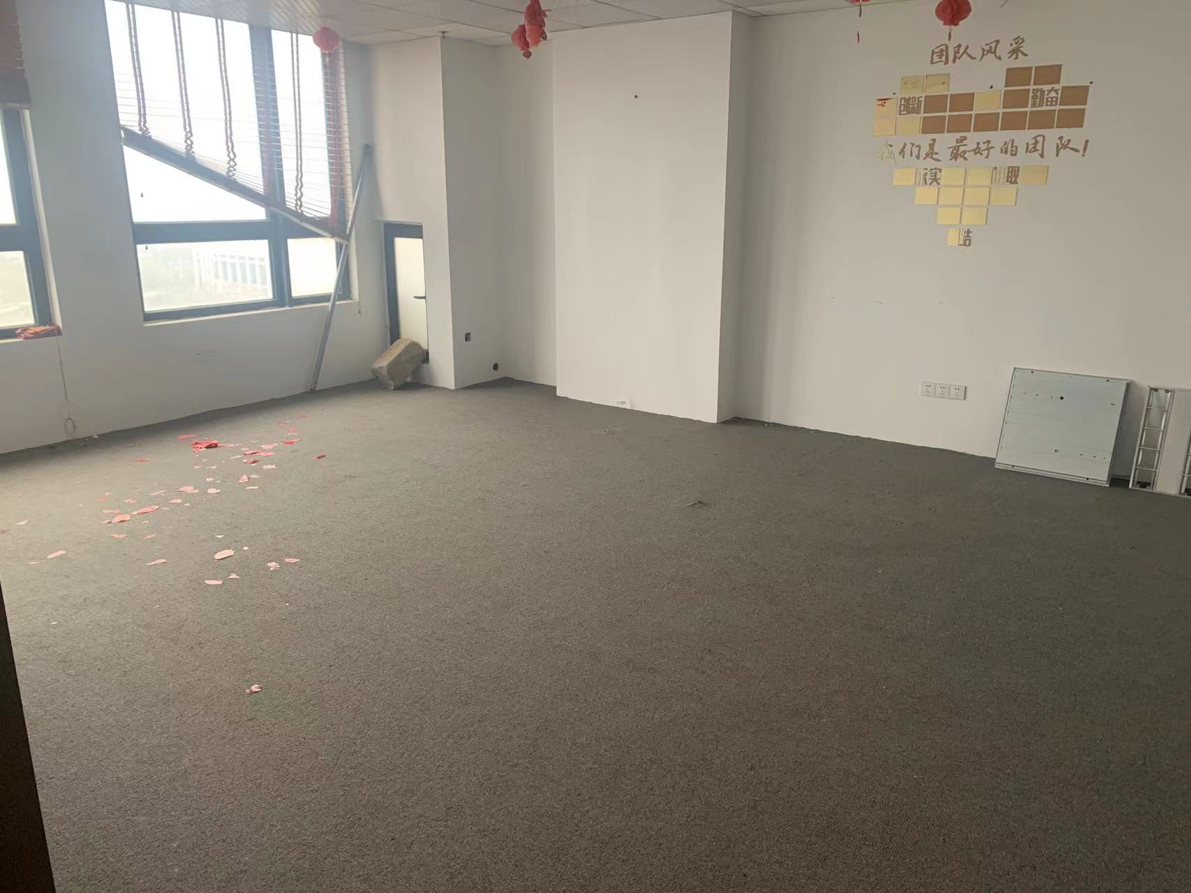 万达写字楼 2室2厅1卫 5500.0元/月 万达写字楼 2室2厅1卫 5500.0元/月室内图