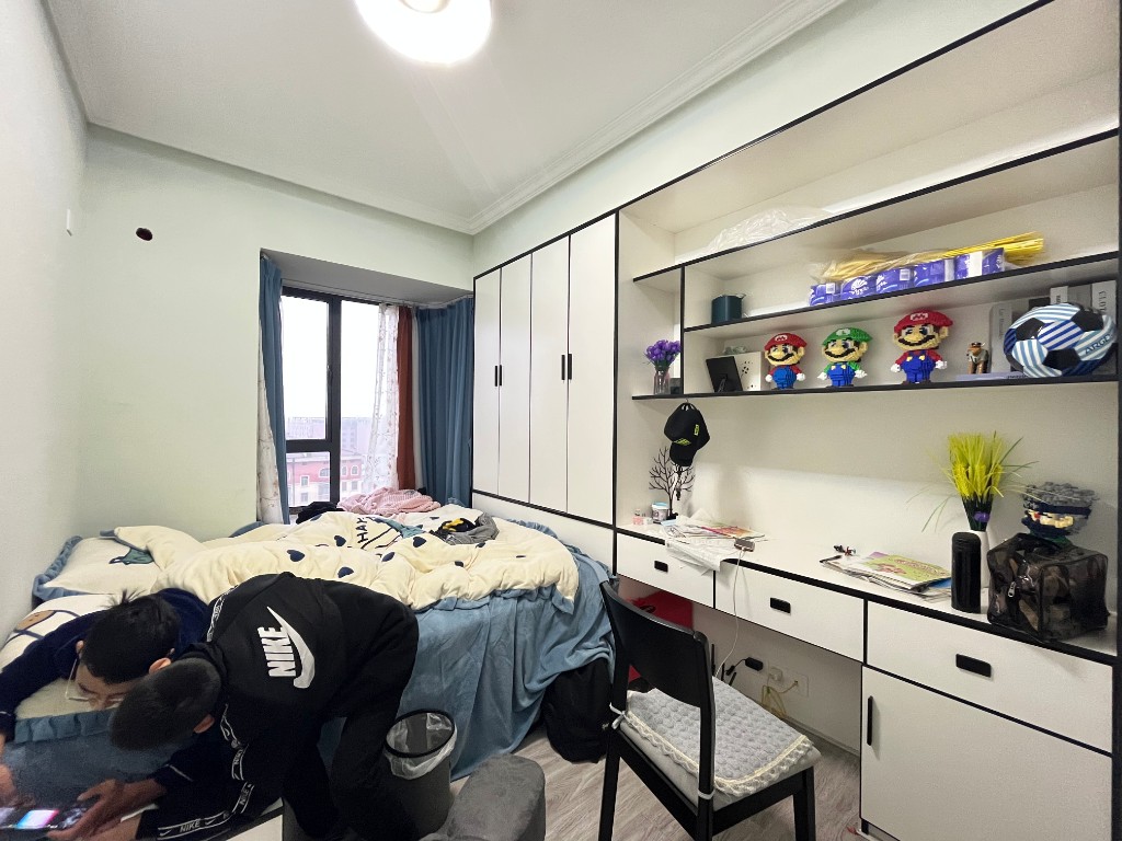 学府花园（文苑瑞景）  3室2厅2卫   108.00万卫生间