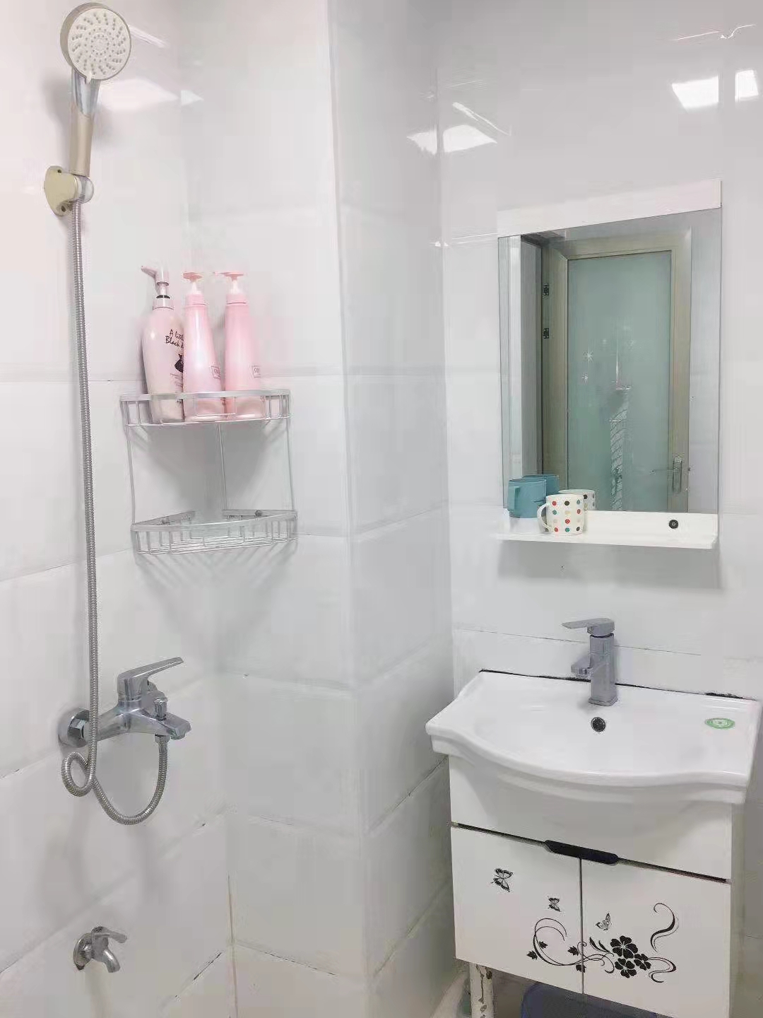 宏安大厦 1室1厅1卫 1600.0元/月 宏安大厦 1室1厅1卫 1600.0元/月室内图