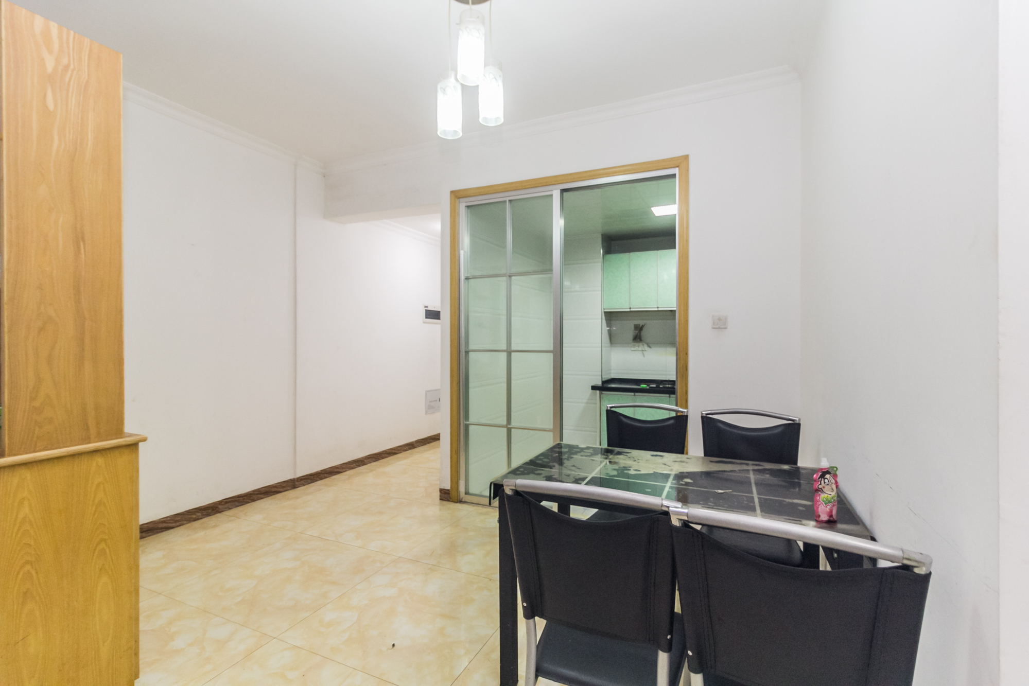 佳美紫郡  3室2厅1卫    65.0万 佳美紫郡  3室2厅1卫    65.0万客厅